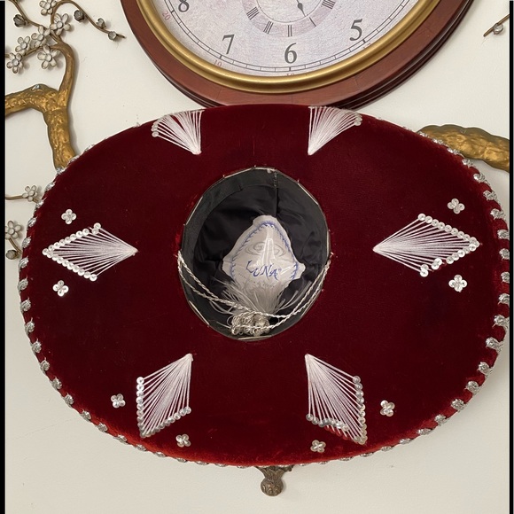 LUNA:MARIACHI HAT 24” Inch. - Picture 3 of 3